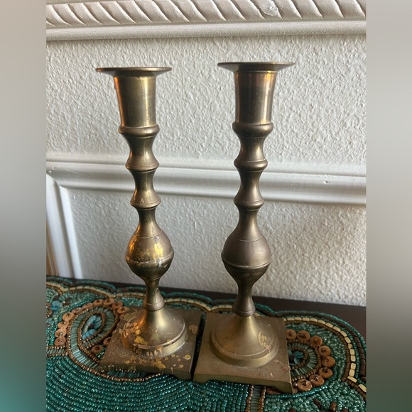 Vintage Solid Brass Taper Candle Holders 8” Tall – Patina Aged Finish – Set of 2 - Picture 3 of 8
